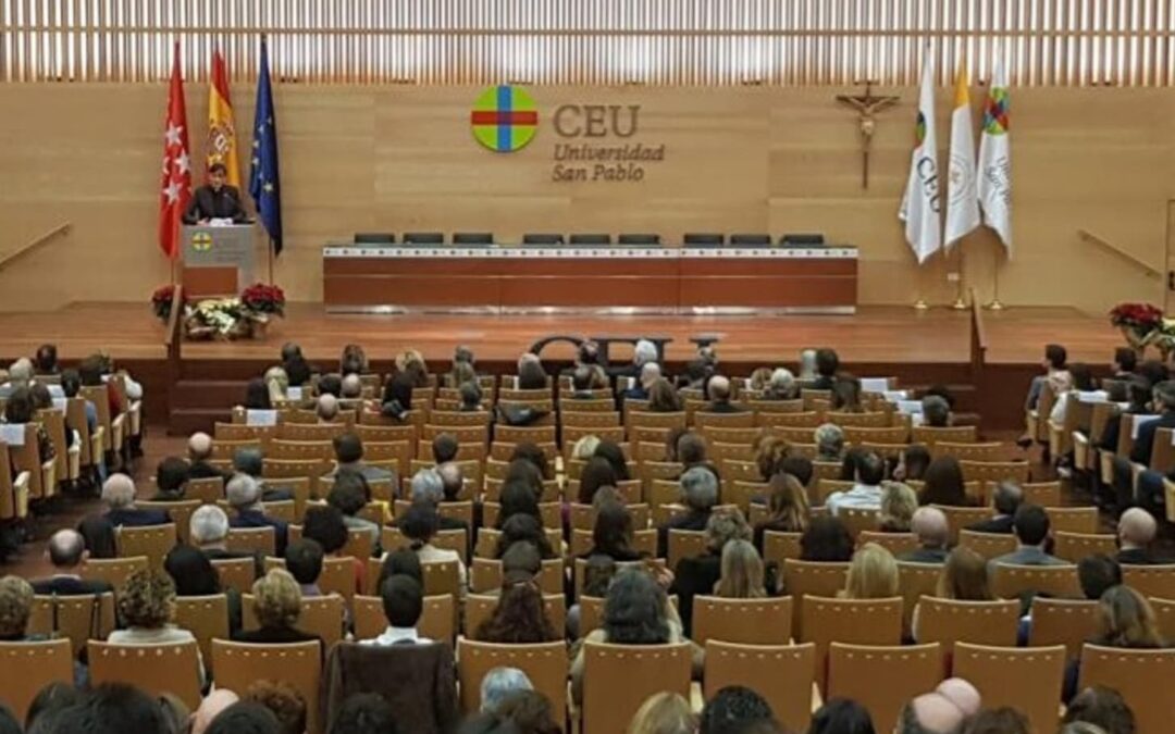 Convocatoria premios UPLH-CEU